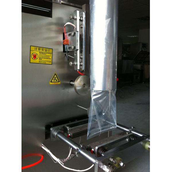 40BPM 0.65mpa Liquid Pouch Packing Machine For Tomato Sauce 50Hz