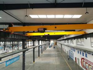 China Mini Warehouse Light Duty Bridge Crane Light Weight 5 Ton Traveling on sale