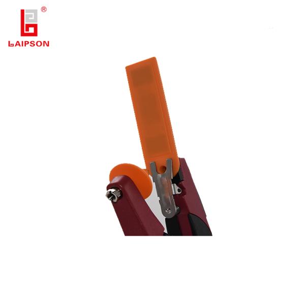 Customized Breed Population Anti Theft UHF Cattle Tags Cow Sheep Farm Tracking