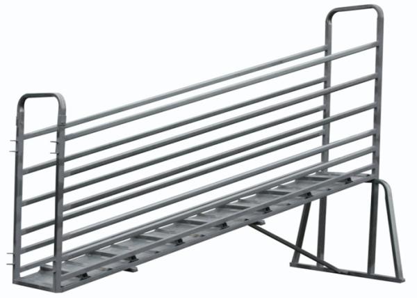 Quality Strong Sheep Loading Ramp , Fully Welded Construction Portable Sheep Ramp for sale
