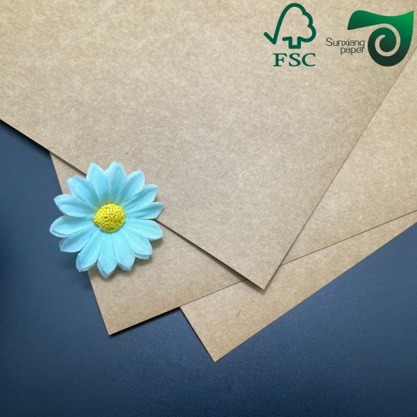 FSC Bleached Machine Glazed Kraft Paper 300gsm 350gsm Food Grade Packaging Solution