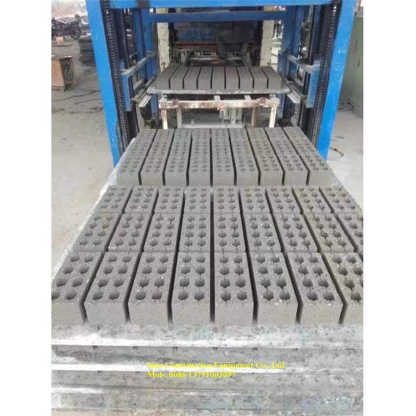 SCEC Semi Automatic Cement Block Machine QT4 24 Production 600 Pcs/Hour