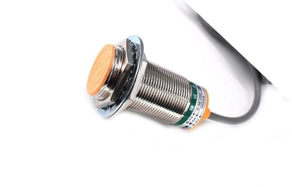 Quality Cylinder Shape Industrial Proximity Switch , Inductance Proximity Sensor for sale