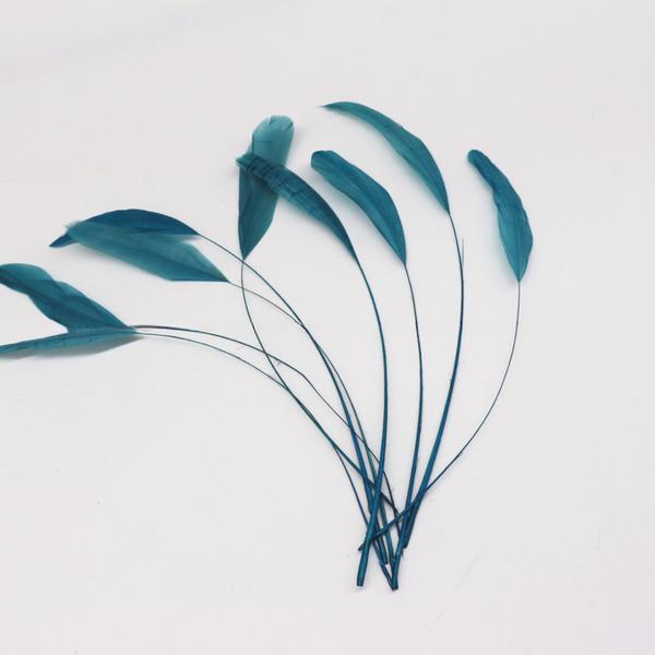 8-10 inch Chicken Feather Party Decoration Stripped Coque Create a Stunning Atmosphere