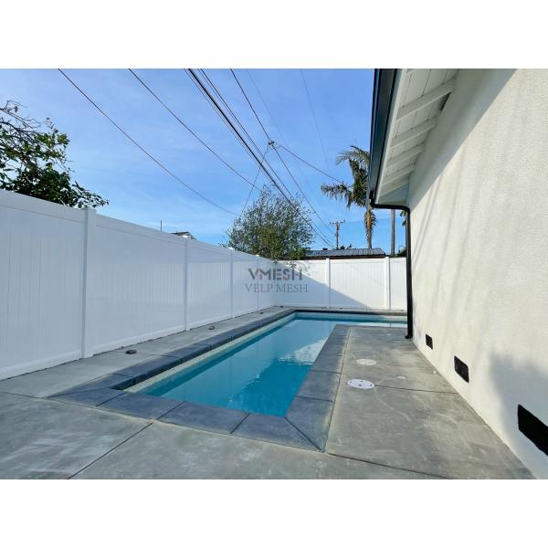Outdoor 1.8m x 2.4m Vinyl Privacy Fence For Garden Pool House Villa