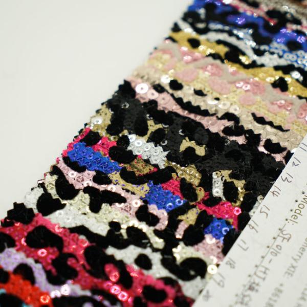 Pile Coating 250GSM Sequin Cloth Material Decorated Shining Fabric