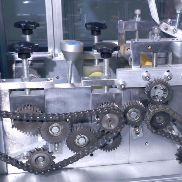 Convenient Non Woven Face Mask Making Machine 220V 50HZ