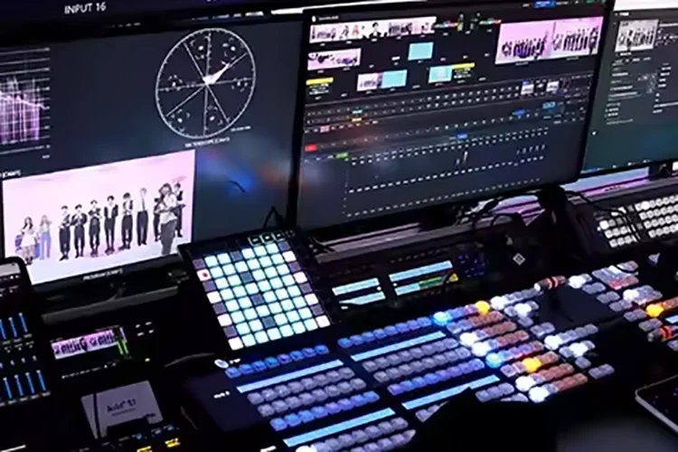 12 Channel 3G-SDI to Fiber Converter with 8CH XLR Audio, Lemo Connector, including Transmitter and Receiver