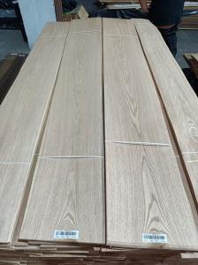China ISO9001 Red Oak Wood Veneer 245cm Flat Cut 12% Moisture Medium Density on sale