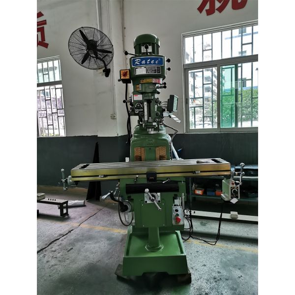 4530rpm 6E Manual Turret Milling Machine 5HP With 1370*305mm Table