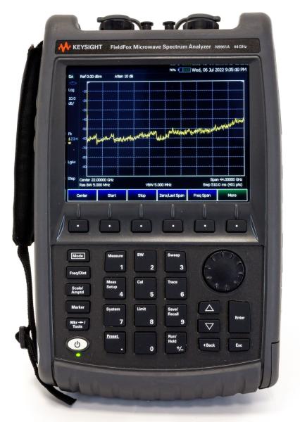 Quality Portable Keysight N9961A FieldFox Handheld Microwave Spectrum Analyzer 44 GHz for sale