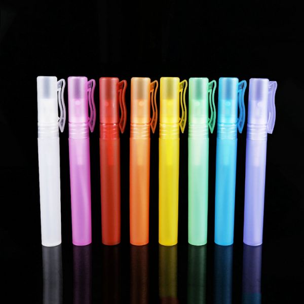 Modern Facial Plastic Pen Spray Bottle 10ml 0.12ml Output