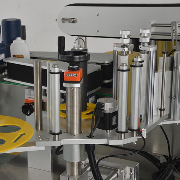Quality Carton Double Side Automatic Labeling Machine , Low Noise Auto Label Machine for sale