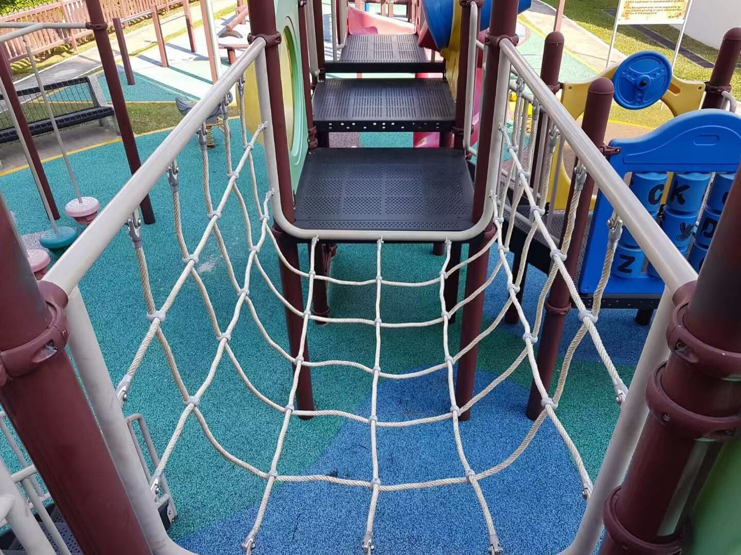 Customized Sizes Playground Combination Rope Climbing Net For Children