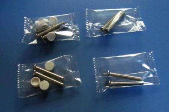 Automatic screw and parts packing machine with feeding counting and making bag feature