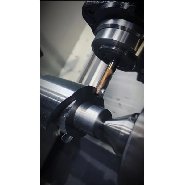 Dual Terret Vertical Mill Turn Cnc Machine 4 Channels Hydraulic System