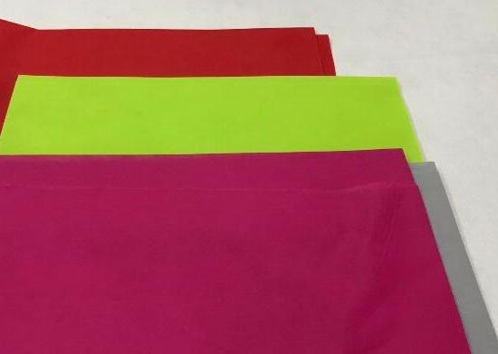 Quality 45gsm TNT SpunBonded Non Woven Table Cloth Recyclable Eco Friendly 1m X 1m for sale