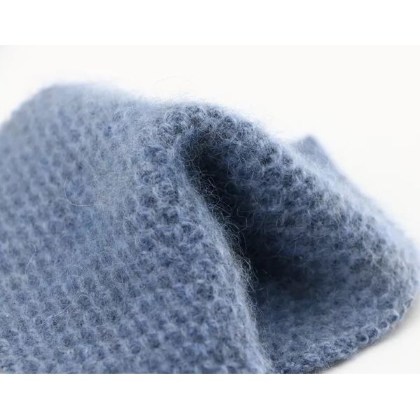 MOQ 1KG hot picks dehair 2/24NM 45% raccoon yarn 15% wool cashmere like yarn for machine knitting for hats scarfs