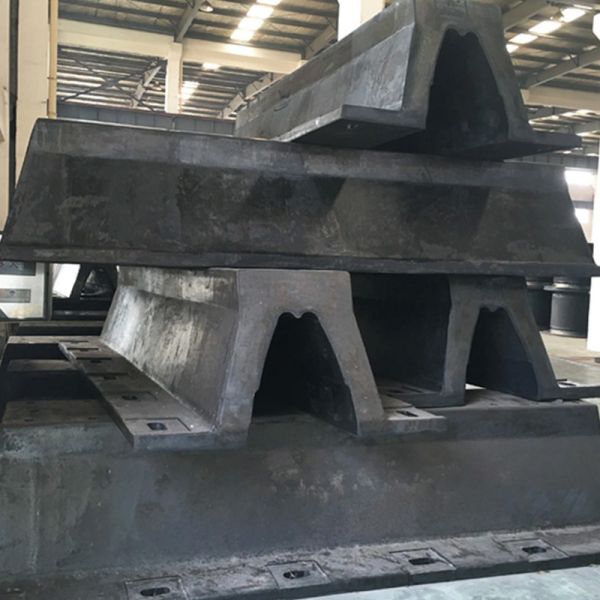 Corrosion Resistant Rubber Arch Fender 700h Fast Installation Reinforced Body Low Maintenance