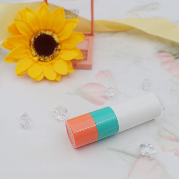 8×2cm 3C Color Herbal Matte Lip Stick Shell Long Lasting