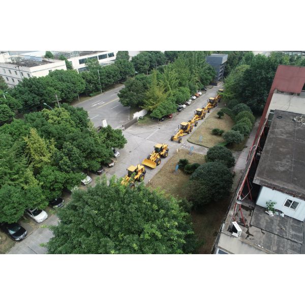 High Reliability 17ton 220HP Engine Motor Grader