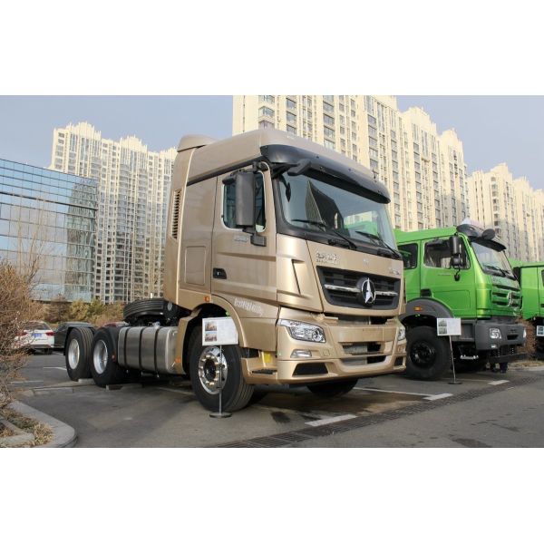 High Efficiency Brand New Beiben 6x4 4x2 380hp Tractor Head Truck Engineering Transportation