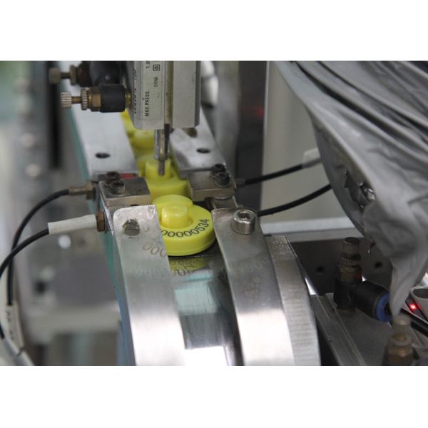 RFID Animal Electronic Ear Tags For Livestock Identification , 134.2khz Frequency