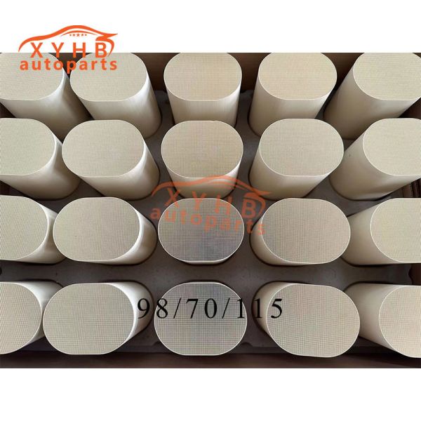 Ceramic Carrier Three-Way Catalyst High-Quality Euro 1-5 Model: 98*70*115