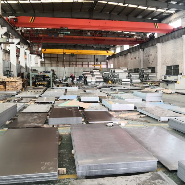 SUS 200 series 201 Stainless Steel Plate Sheets Hot / Cold Rolled For Constrution