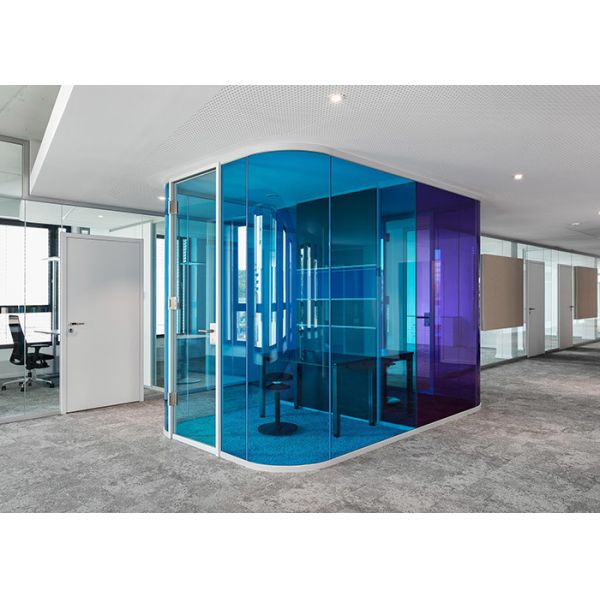 Curved Glass Partition Wall Aluminum Frame Customized Size Bending Glass High-end View
