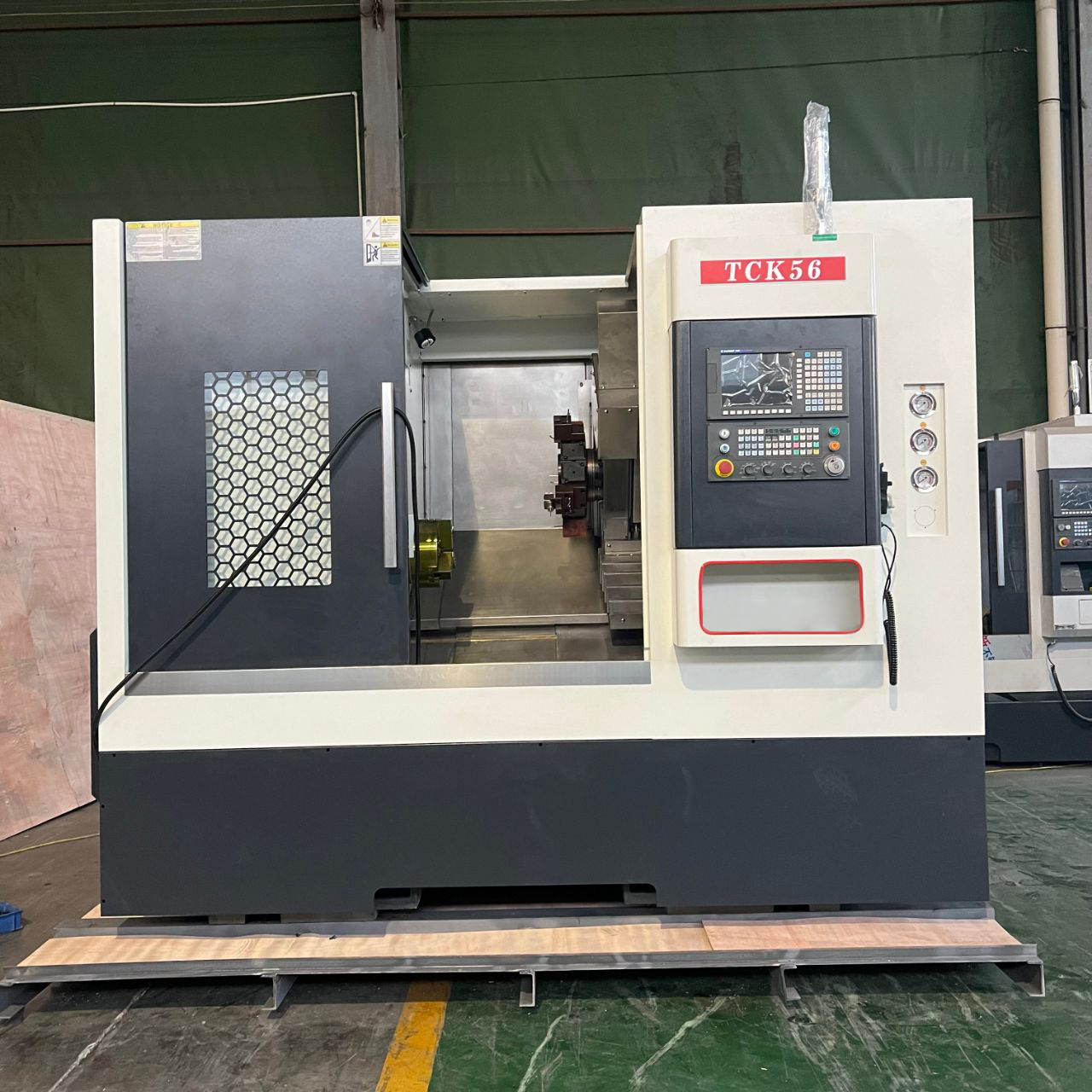 66mm Spindle Bore TCK56 Cnc Lathe Turning Center with Y Axis and C Axis Slant Bed