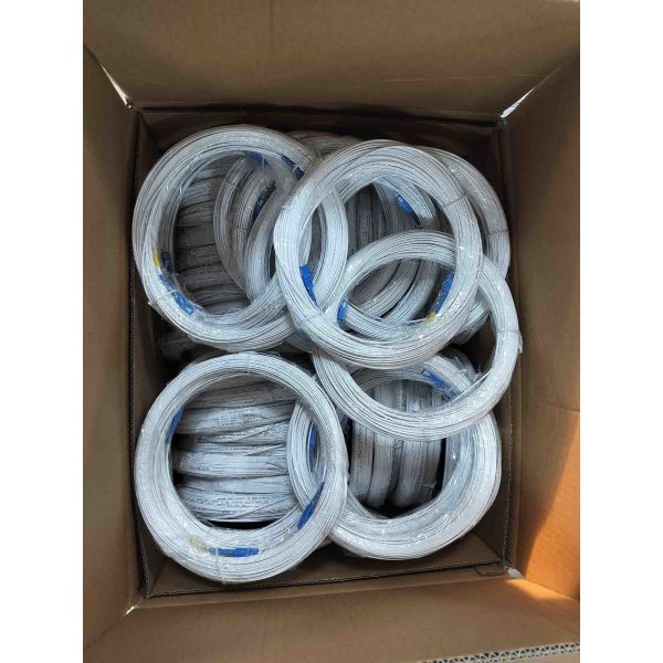 SMF 1-2 Cores Pre Connectorized Drop Cable LC SC UPC APC Bend Optimized