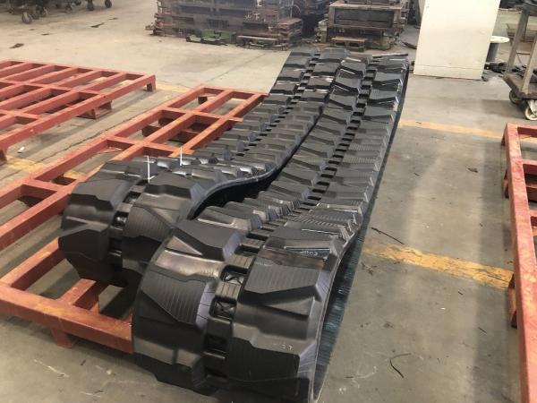 Quality Abrasion Resistant Agricultural Rubber Tracks Less Vibration For Harvester for sale