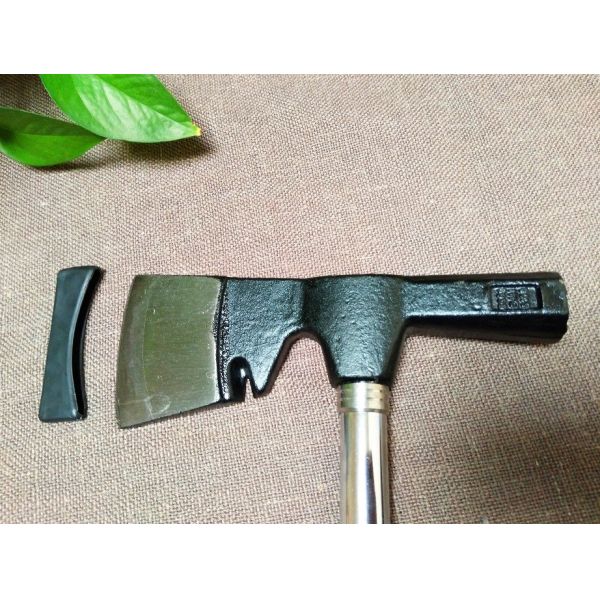 600G Multi Purpose Axe with Steel Tubular Handle XL0160
