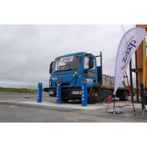 Anti Corrosion Stainless Steel Removable Bollards HDG Optional