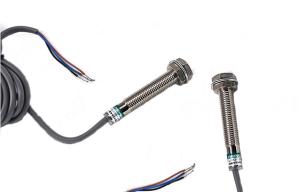 China Magnetic Metal Inductive Proximity Switch , M8 Inductive Proximity Sensor on sale