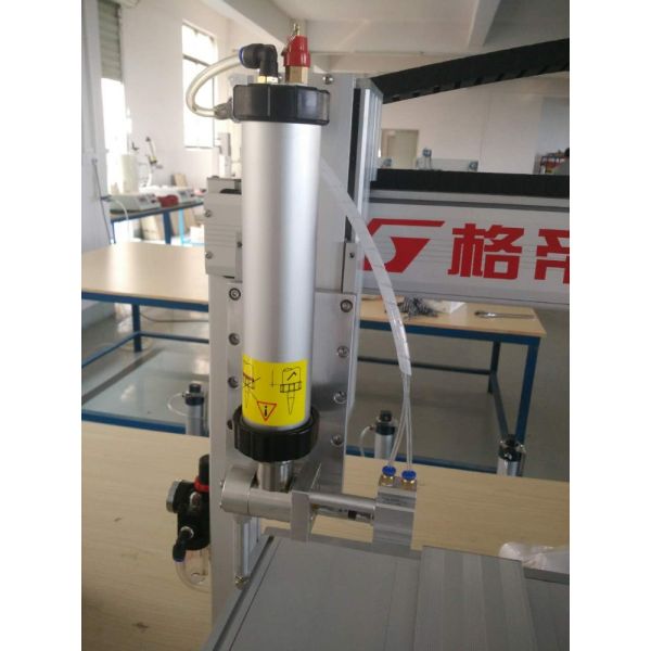 Desktop 3 Axis Dispensing Robot 0.4Mpa - 0.6Mpa Automatic Glue Dispenser 150W