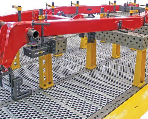 Quality Anti - Skid Punching Plate Mesh , Aluminum Perforated Metal Walkway for sale
