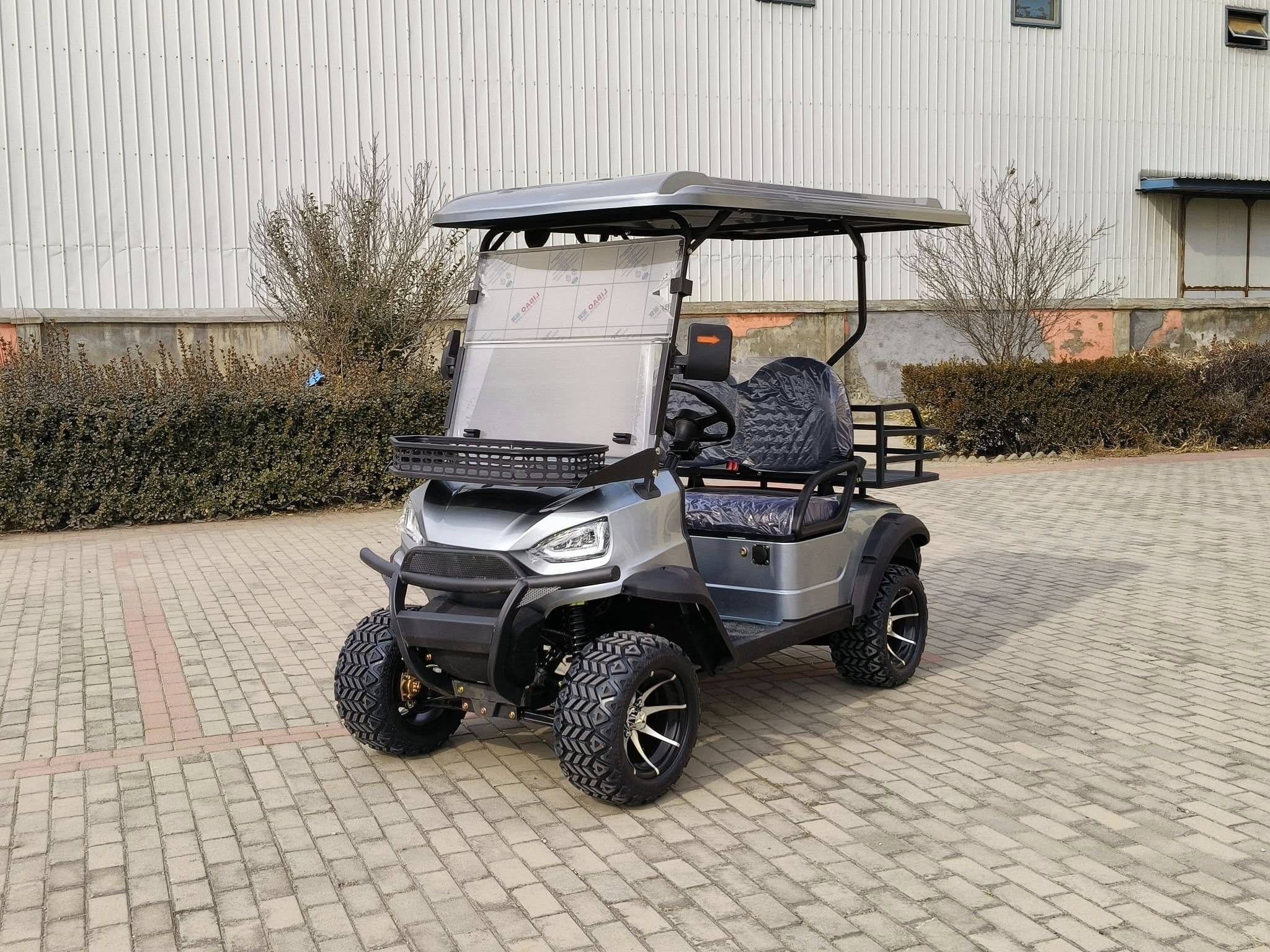 Silver Gray Golf Cart Epitome of Luxury and Comfort Setting Trend in End Driving Elevating Your Leisure Experienc