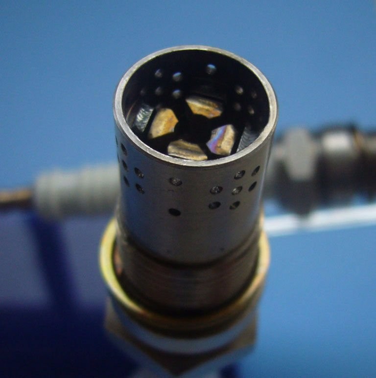 Jenbacher p3.v5 401824 platinum spark plug used for spark plug replacement of jenbacher industrial engine