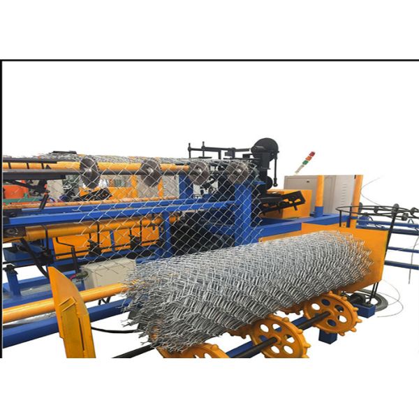 High Speed Fully Automatic Chain Link Fence Machine For Playground Fence