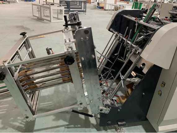 Disposable Cardboard Burger Paper Lunch Box Machine With Automatic Collector