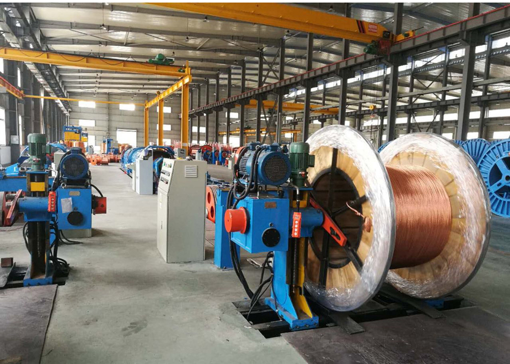 PVC Cable Extruder Machine , Wire Extruder Machine For 10 16 25 35 50 70 95