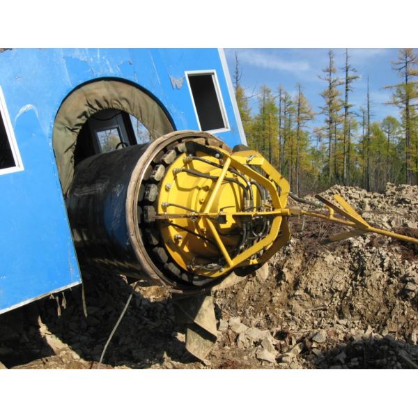 Automatic 200KG Weight Internal Pipe Clamp For Oil Pipeline Mouthpiece Pipeline Internal Clamp