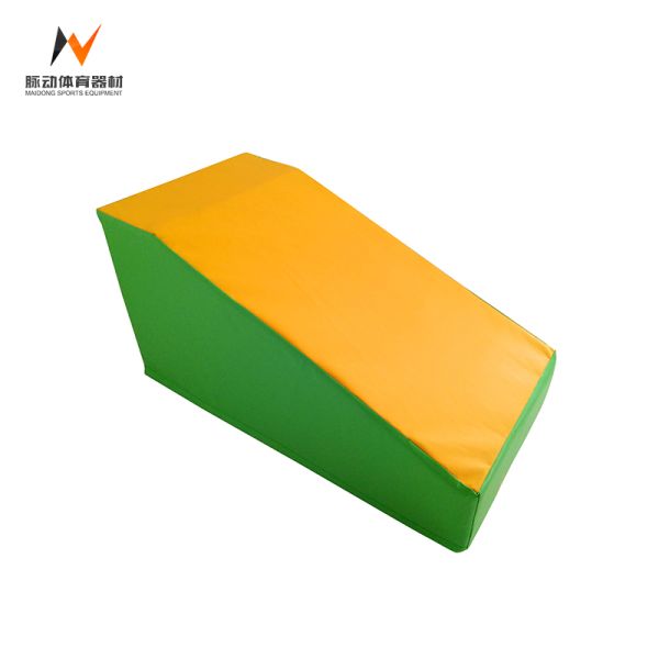 Indoor Playground Kids Gymnastics Equipment For Home Beam Customization