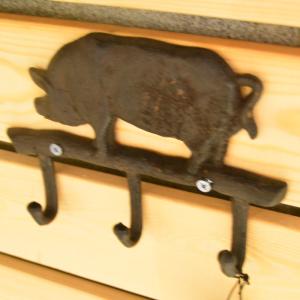 Wholesale Pig Shape Vintage Decorative Iron Wall Hooks For Home from china suppliers