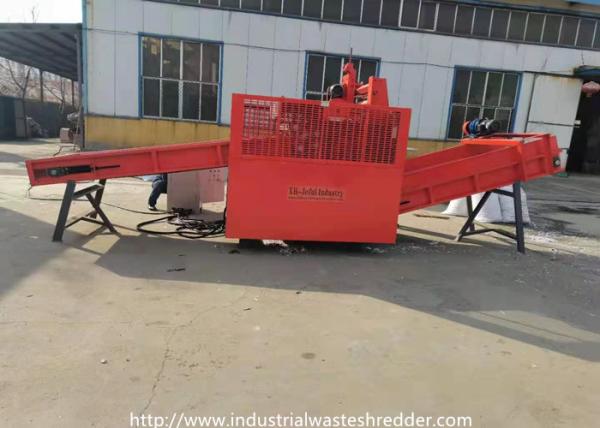 Quality Soft Materials Waste Shredder Machine High Speed Rotating Cutting for sale