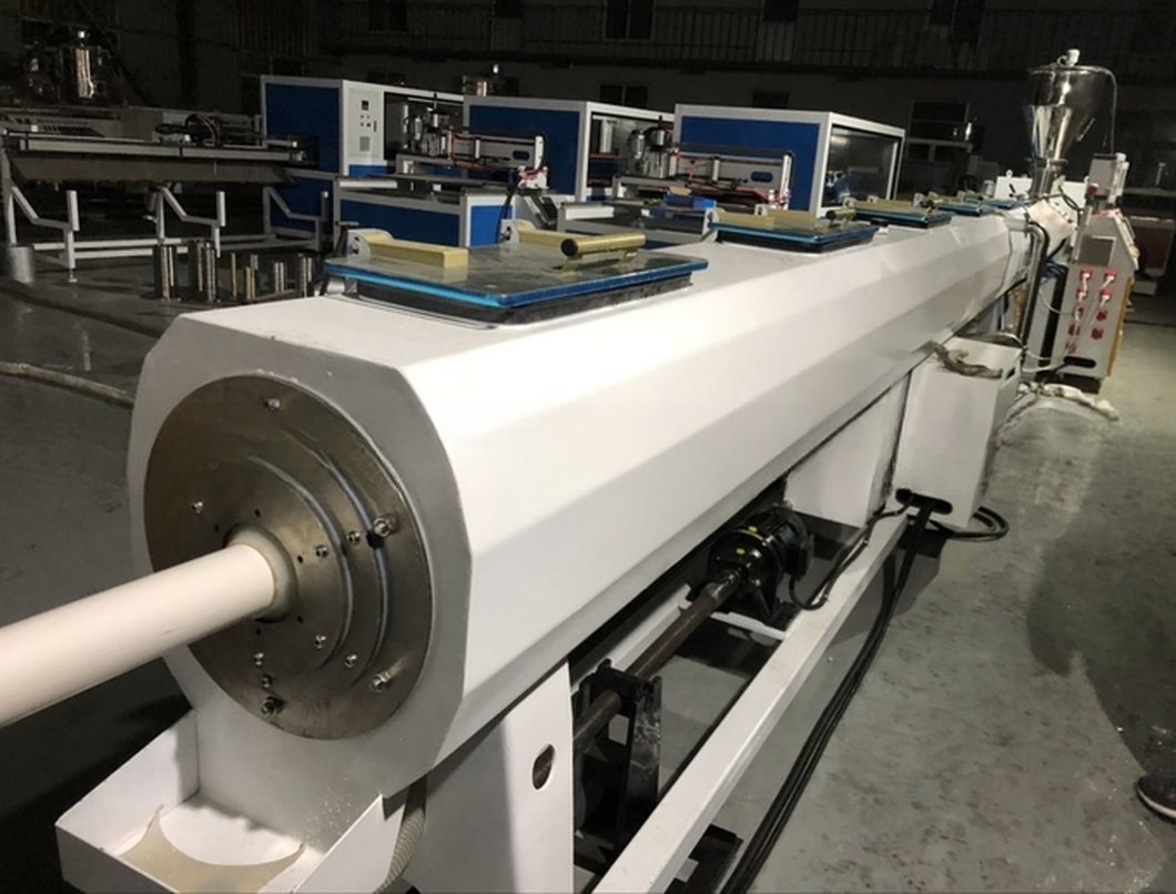 PVC Pipe Extrusion Machine / Extrusion Line